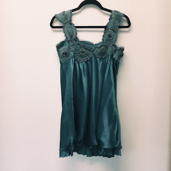 BCBG Max Azria 100% Silk dress - Picture 1 of 8